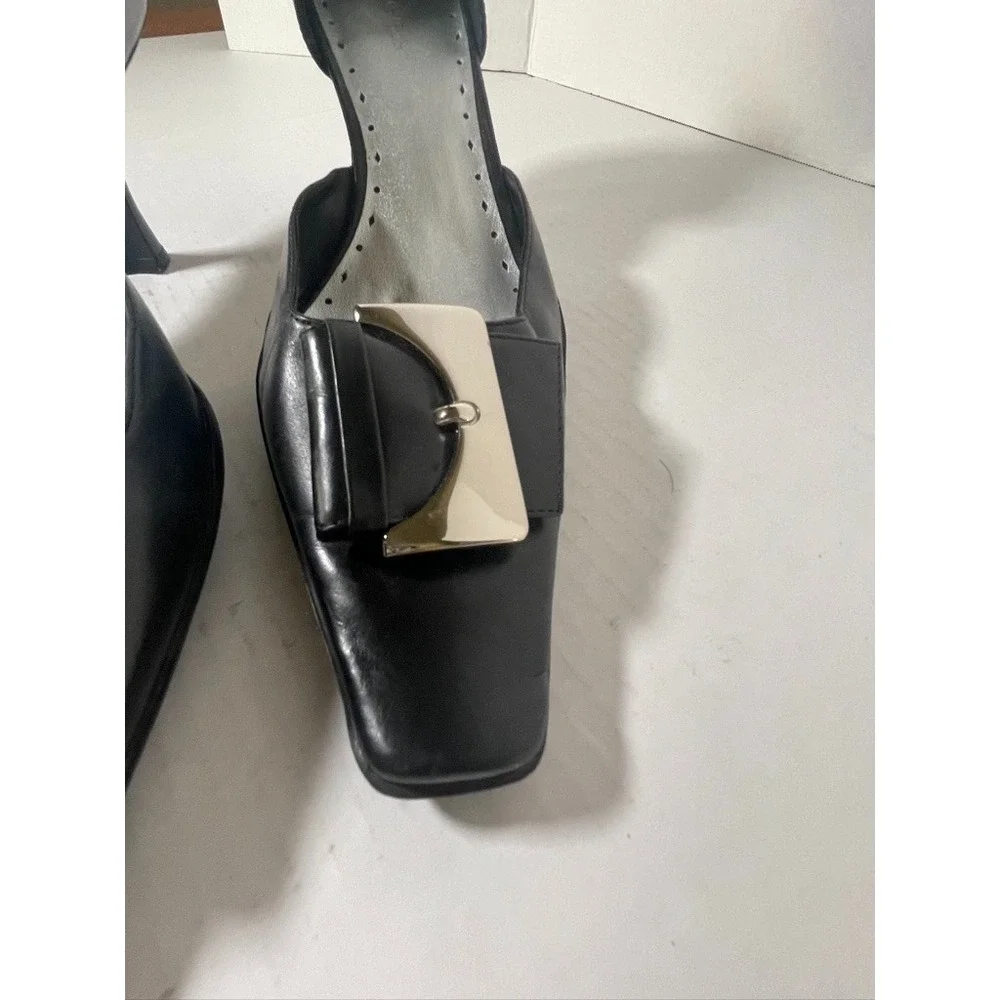 Ladies BCBGirls Black Buckle Pump Size 8B